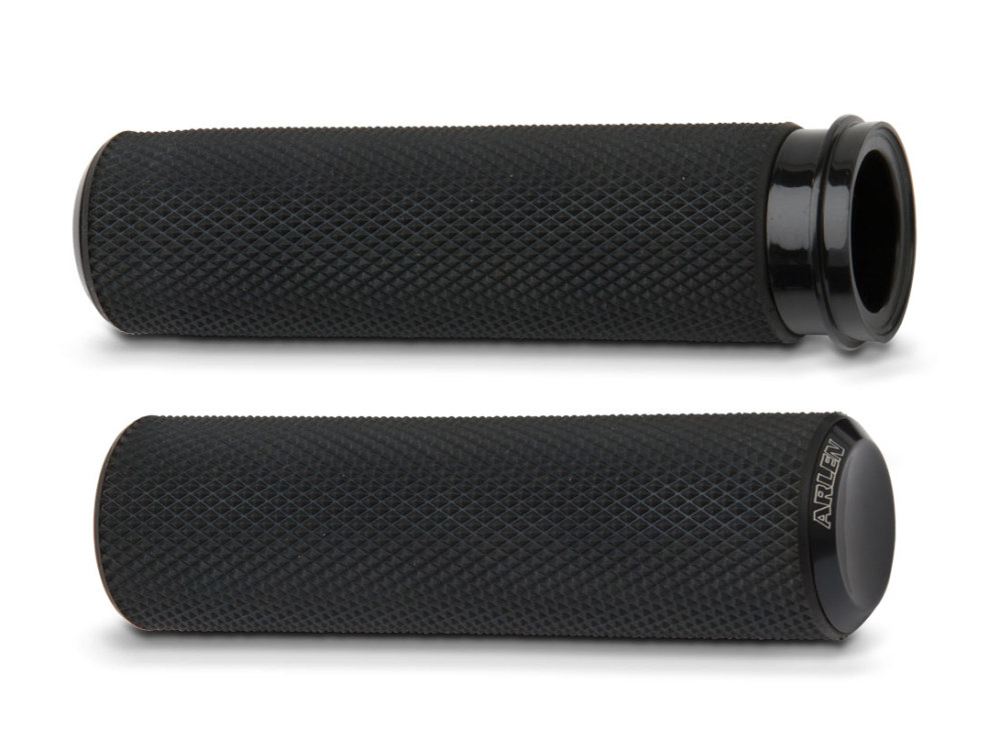 Knurled Fusion Handgrips - Black. Fits Big Twin 2008-2024 with Throttle-by-Wire