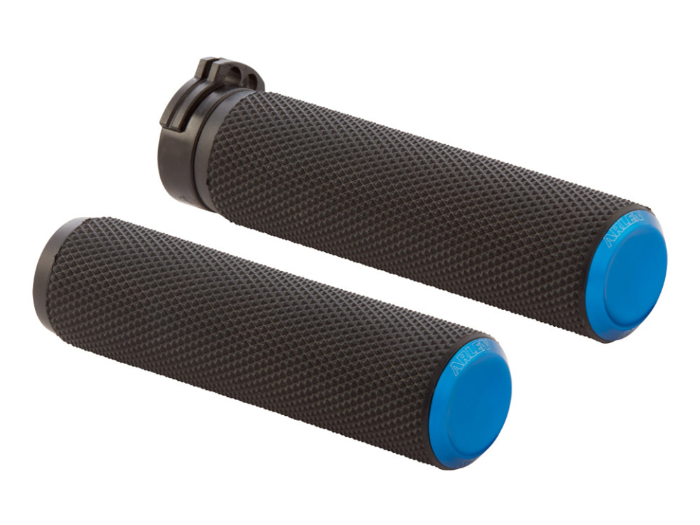 Knurled Fusion Handgrips - Blue. Fits Big Twin 2008-2024 with Throttle-by-Wire