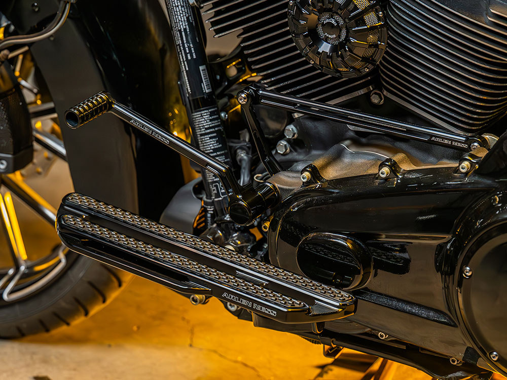 +3in. Extended Reach Foot Control Kit – Black. Fits Touring 2008up