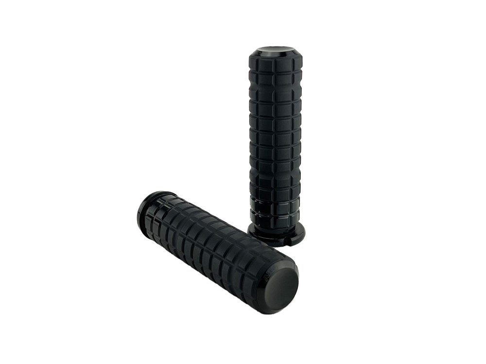 SpeedLiner Handgrips - Black. Fits H-D with Throttle Cable.