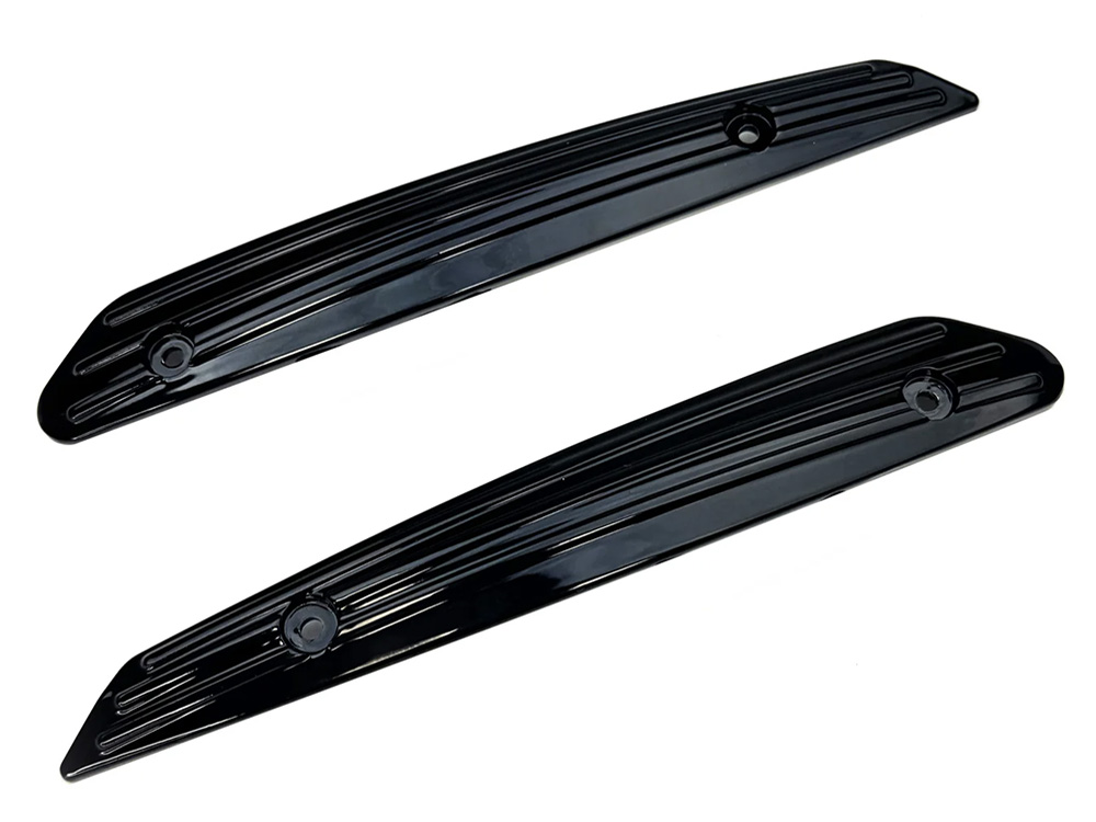 Windshield Trim - Black. Fits CVO Road Glide 2023up & Road Glide 2024up - Custom Dynamics