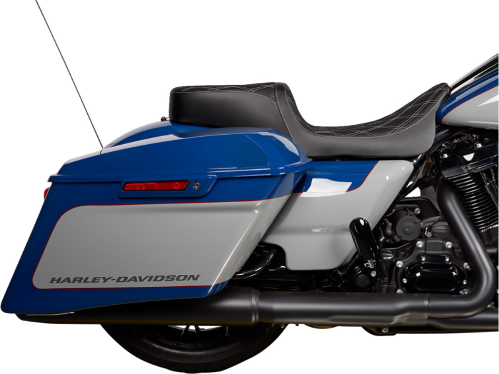 Drag Specialties Performance Predator 2up Dual Seat with Silver Double Diamond Lattice Stitch. Fits Most Touring 2008-2024