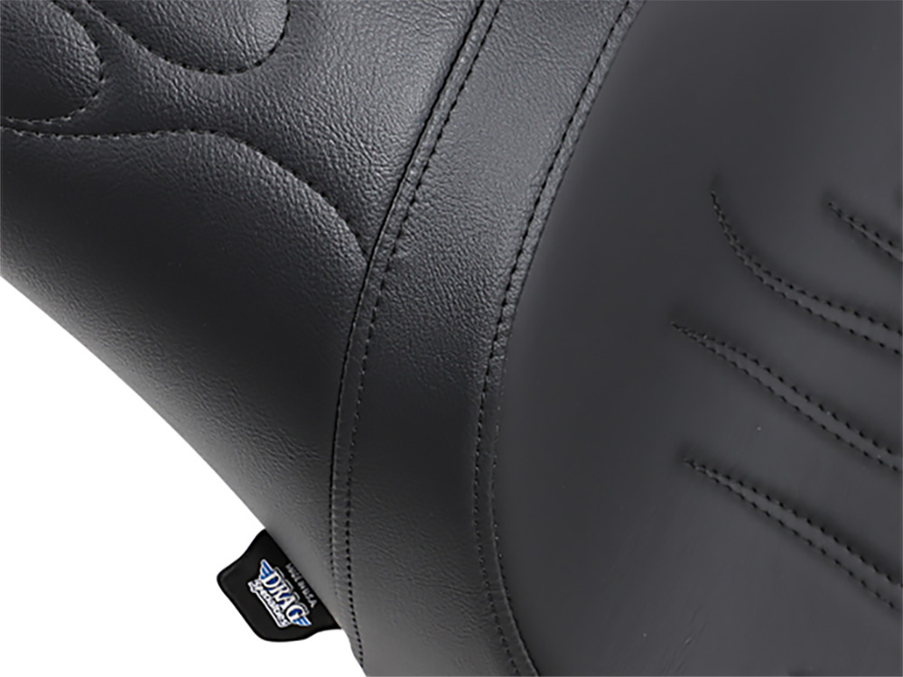 Drag Specialties Predator Dual Seat – Flame Solar Leather Black. Fits Softail 2000-2017 with 130 or 150 OEM Rear Tyre