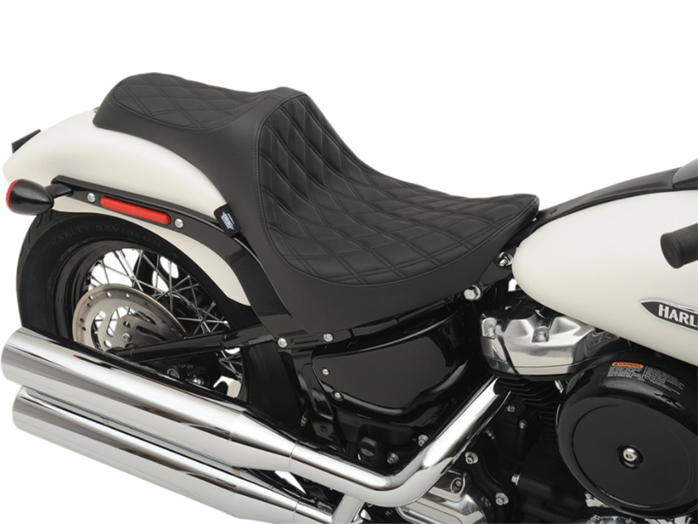 Drag Specialties Predator 3 Dual Seat with Black Double Diamond Lattice Stitch. Fits Softail Deluxe, Heritage Softail, Slim & Street Bob 2018up & Standard 2020up
