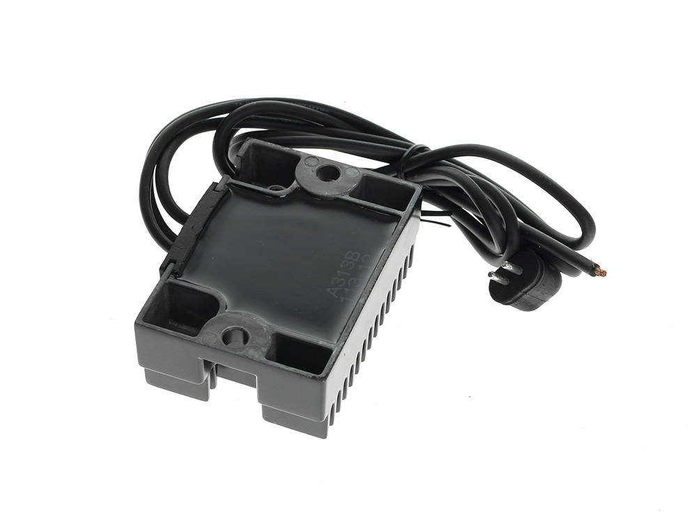 Drag Specialties Regulator. Fits FL & FX 1981-1988