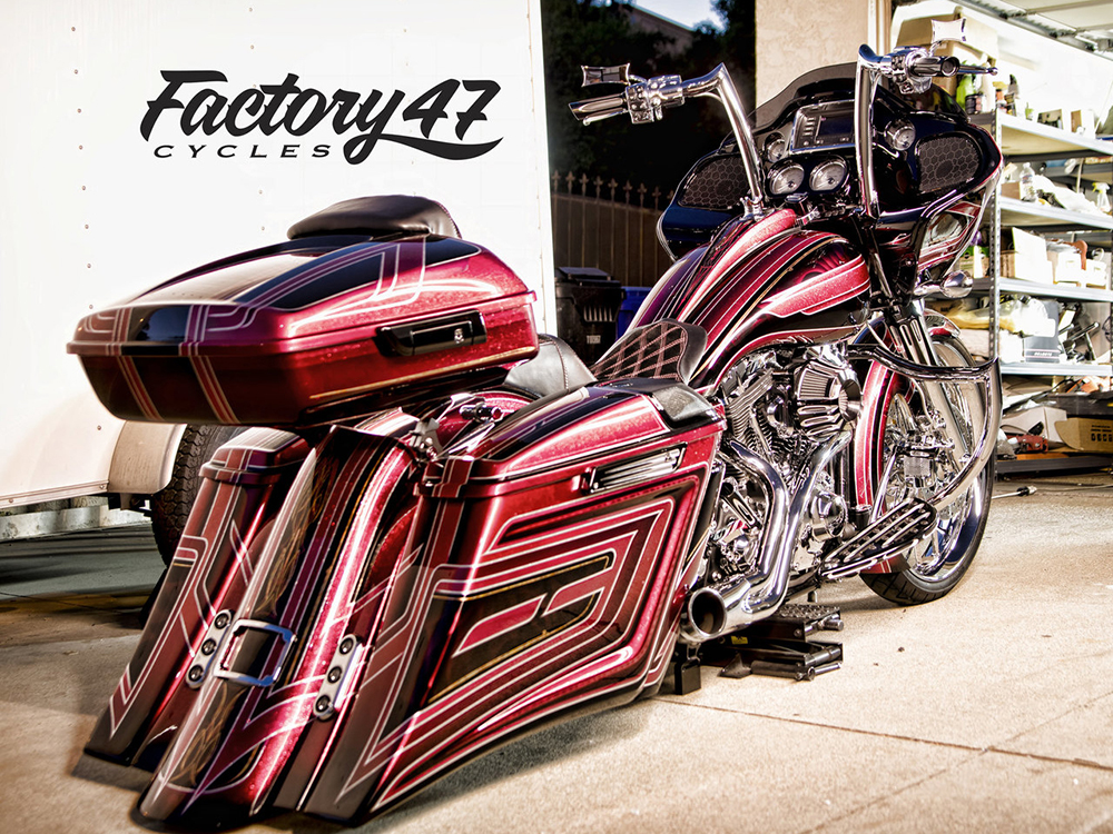 14in. x 1-1/2in. Signature Handlebar – Chrome. Fits Road Glide 2015-2023