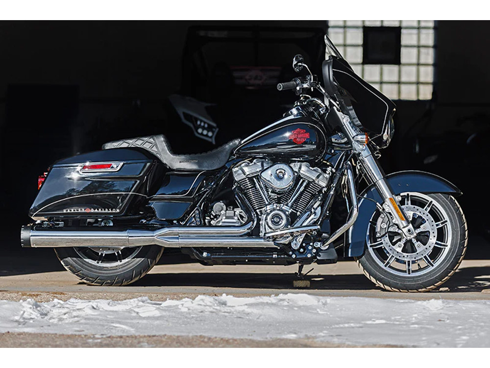 2-into-1 Monarch Exhaust – Chrome with Black End Cap. Fits Touring 2017up.