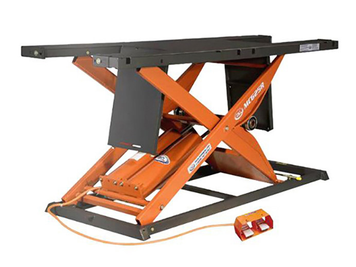 MC625R Bike Lift with Lifting Capacity of 1750 lbs & 29.5in. x 86.5in. Deck - Orange & Black.