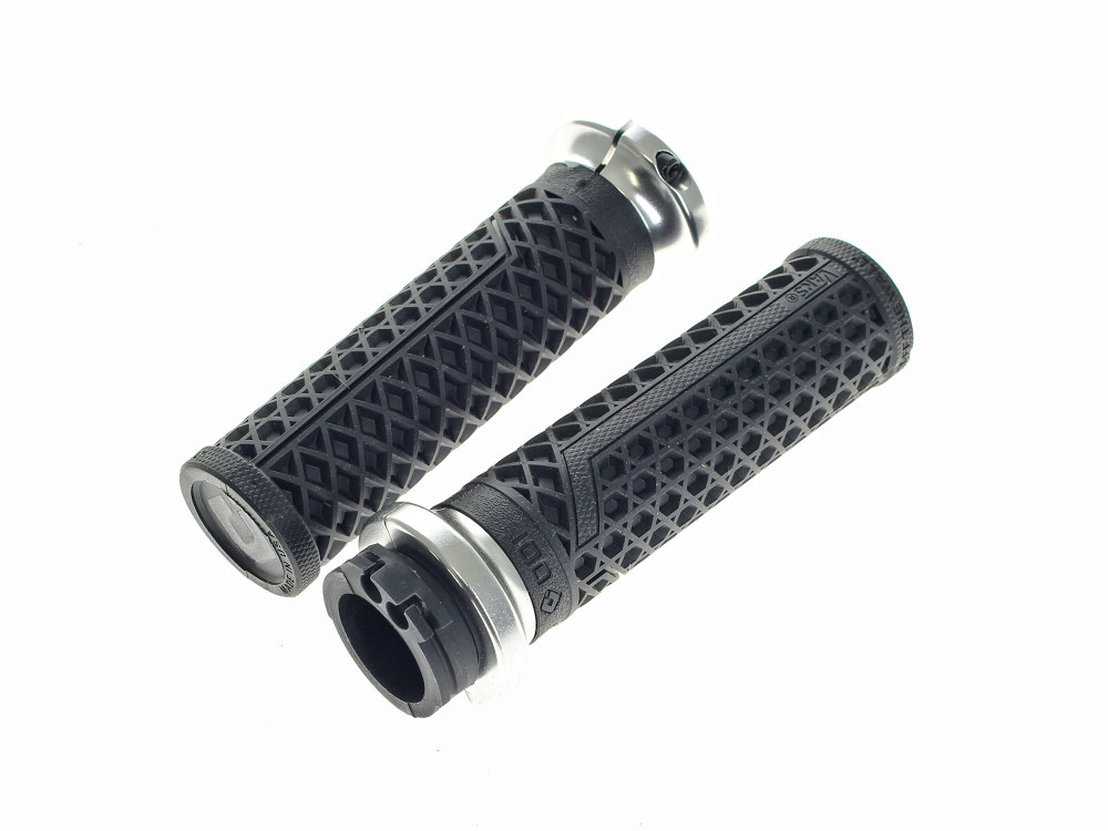 Hart-Luck Full Waffle Lock-On Handgrips - Silver. Fits H-D with Throttle Cable.