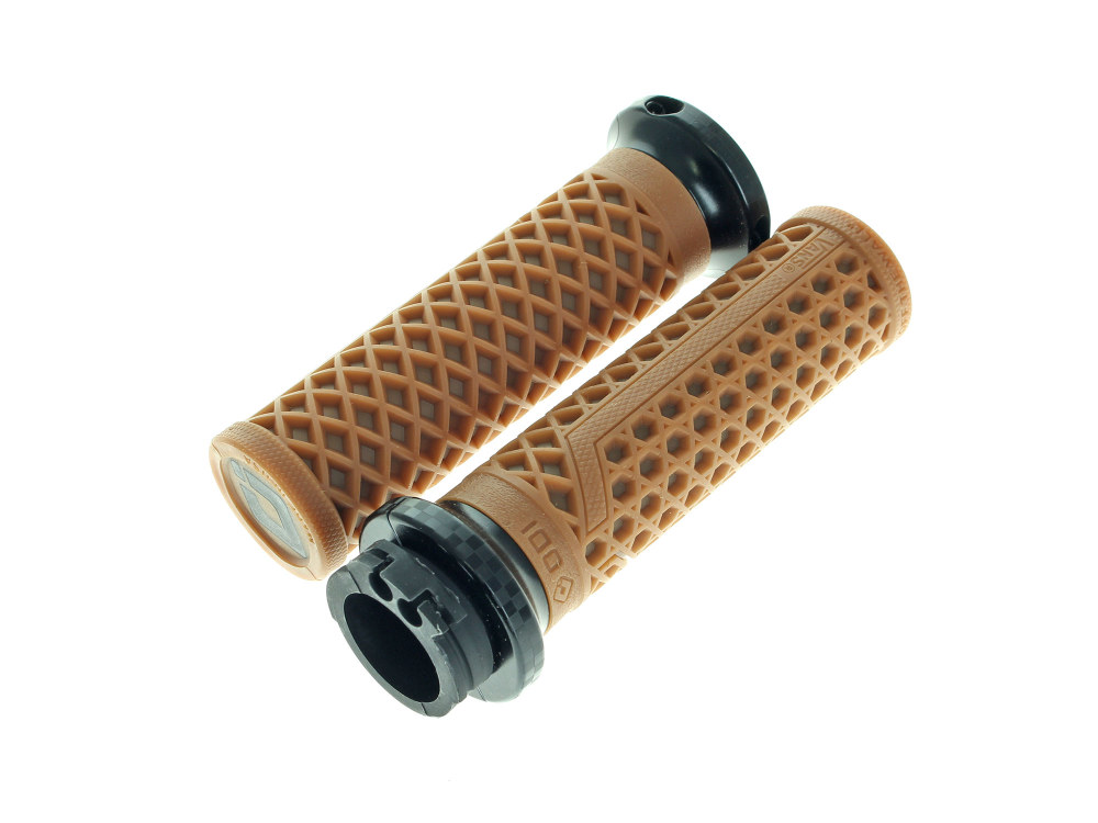 Vans Signature Lock-On Handgrips – Gum Rubber/Black Checker. Fits H-D with Throttle Cable.