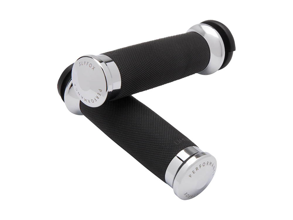 Handgrips - Chrome. Fits Big Twin 2008-2024 with Throttle-by-Wire