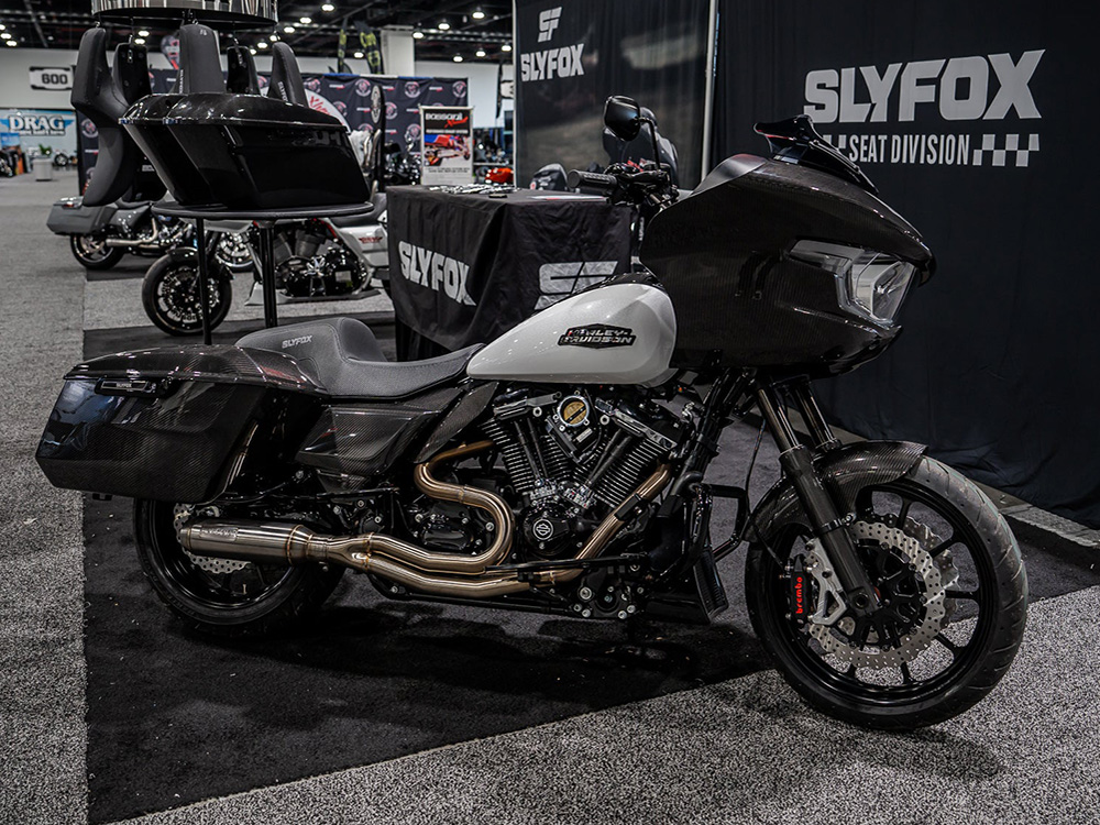 SLYFOX Carbon Fiber Pushrod Cover Kit. Fits Milwaukee-Eight 2017up